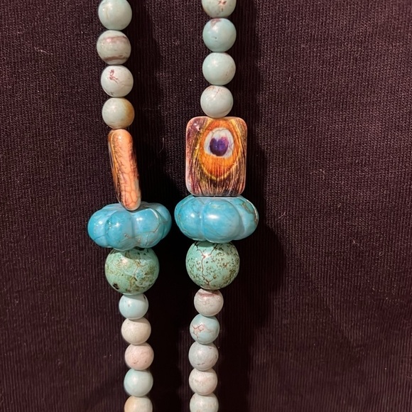 Turquoise handmade necklace 20in - Picture 3 of 4
